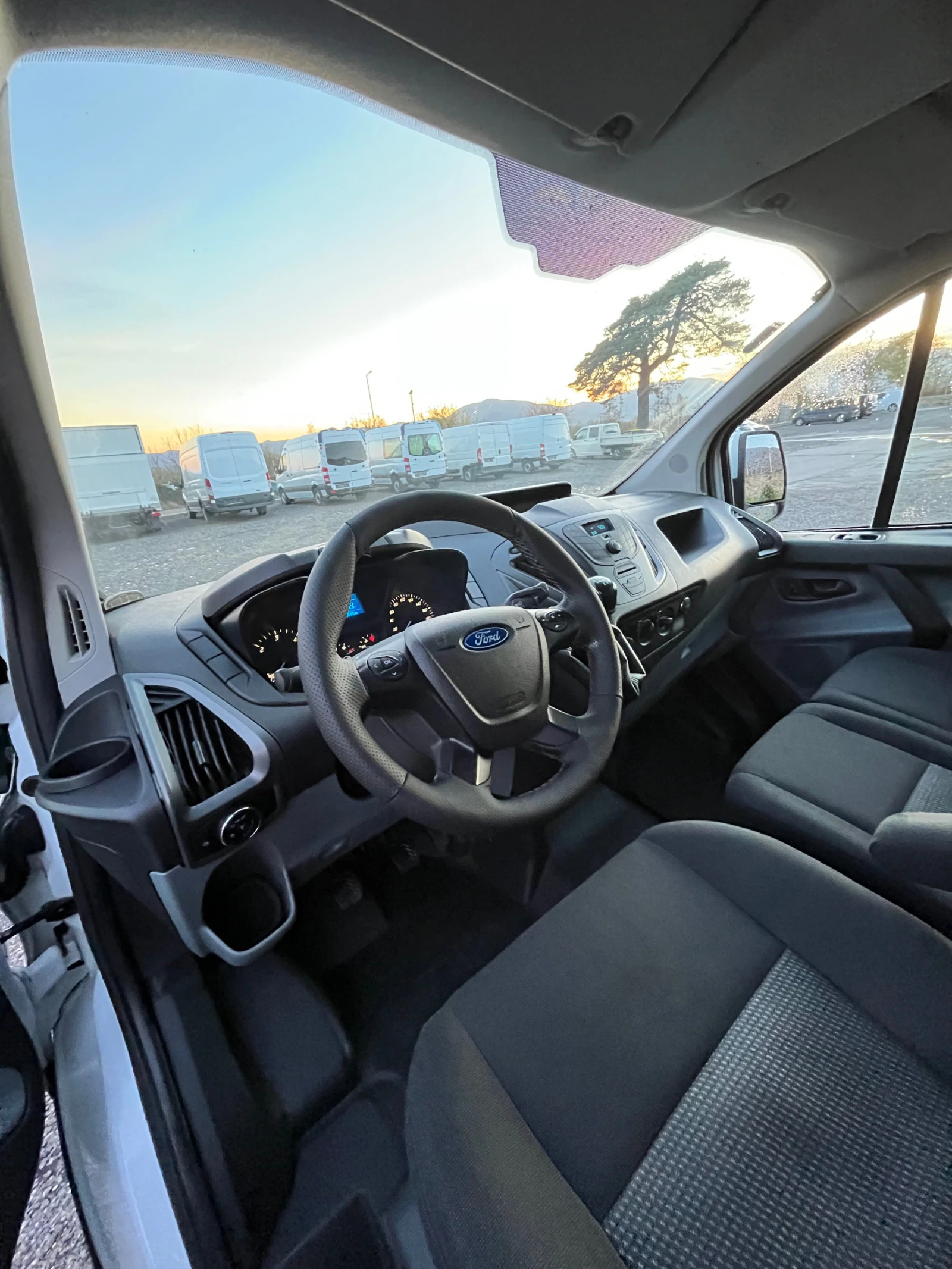 Ford Transit CUSTOM 2.2  | Mobile.bg   15