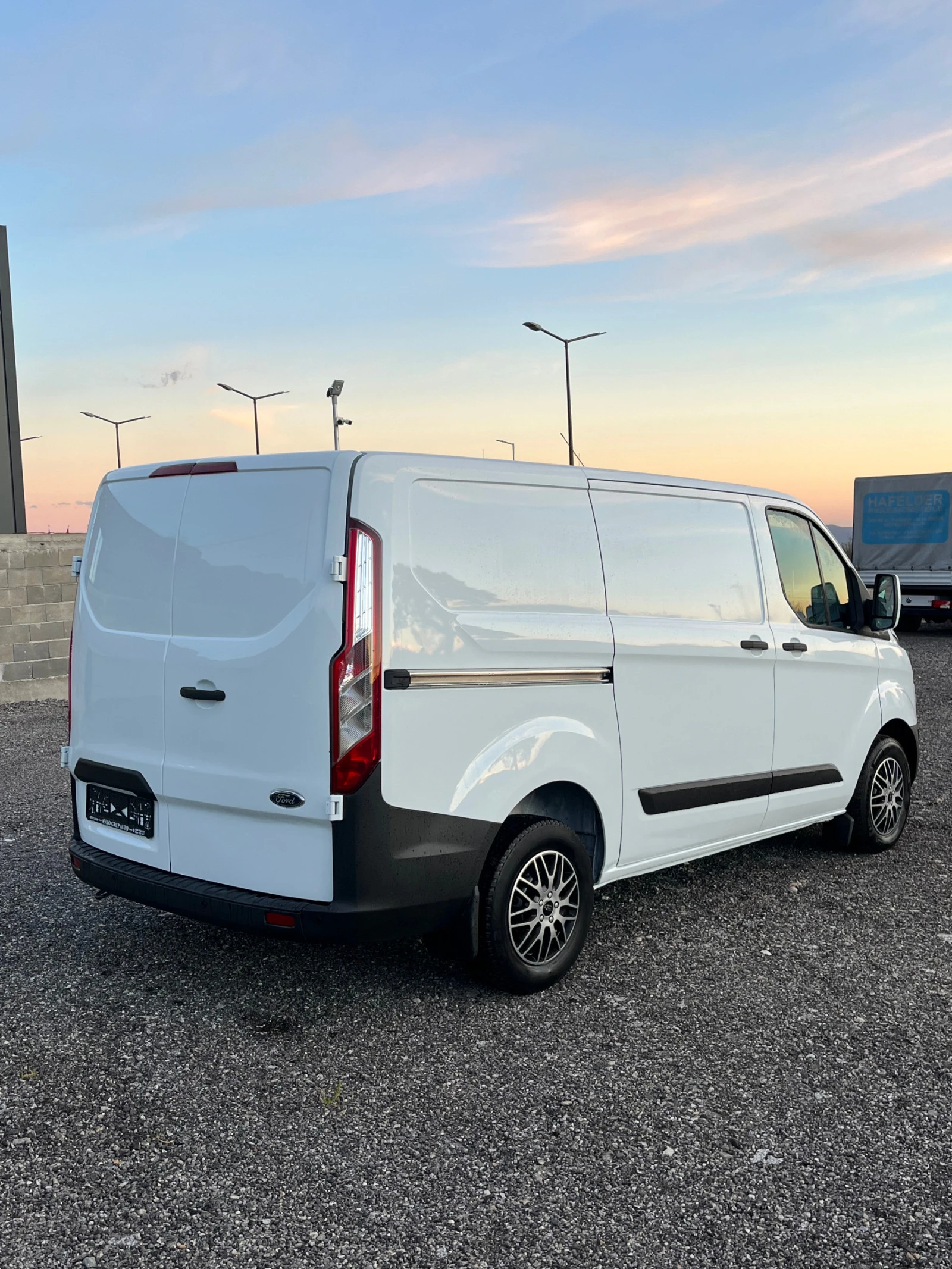 Ford Transit CUSTOM 2.2  - изображение 6