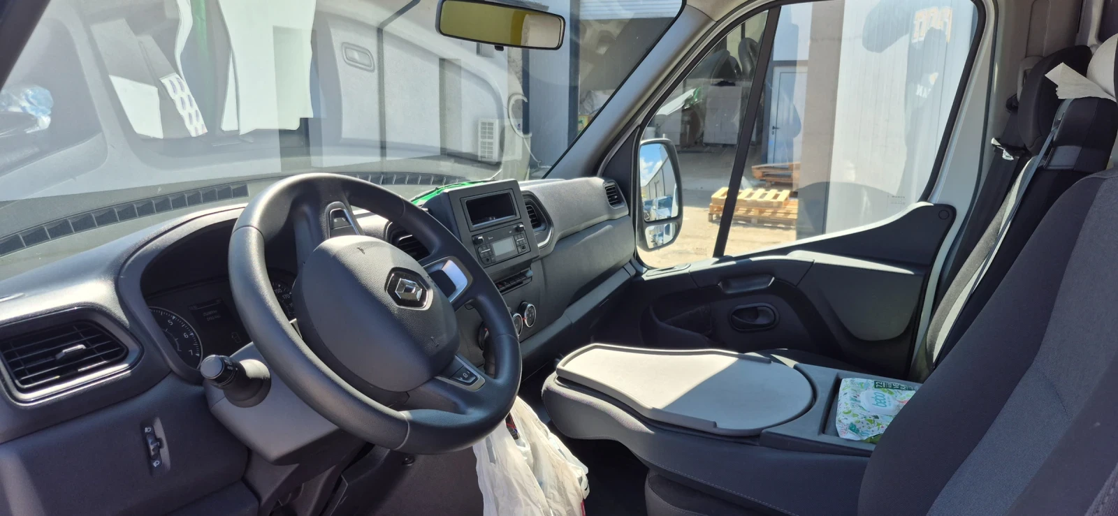 Renault Master, снимка 5 - Бусове и автобуси - 54128732