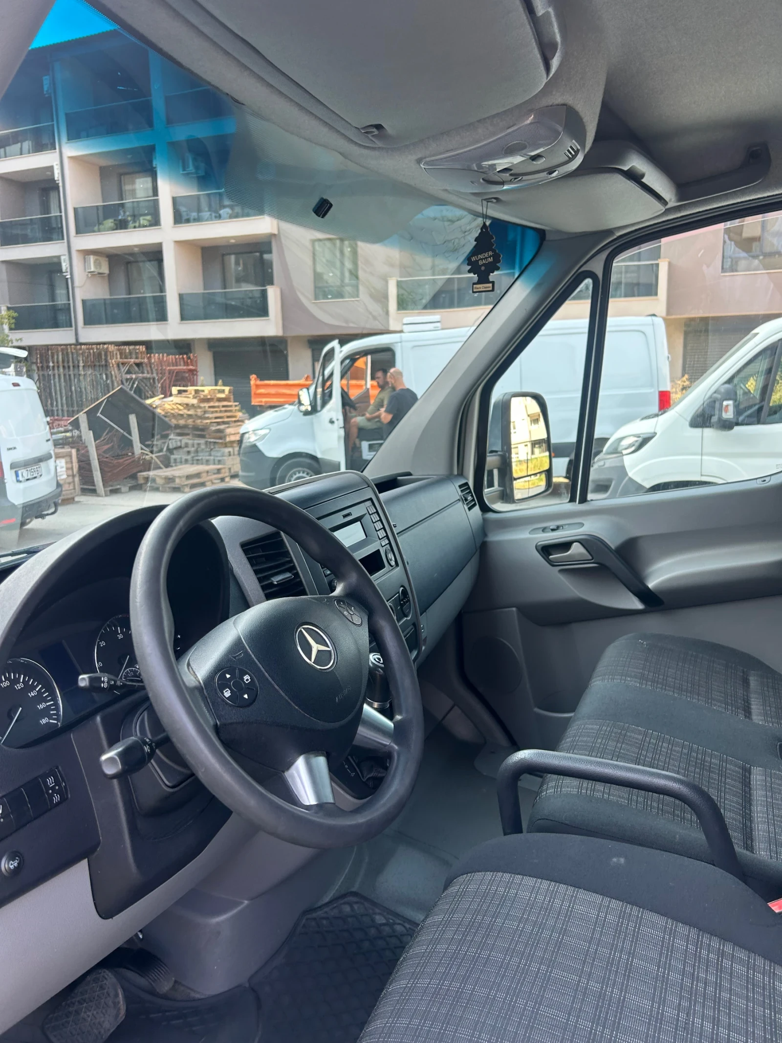 Mercedes-Benz Sprinter 319, снимка 3 - Бусове и автобуси - 55930667
