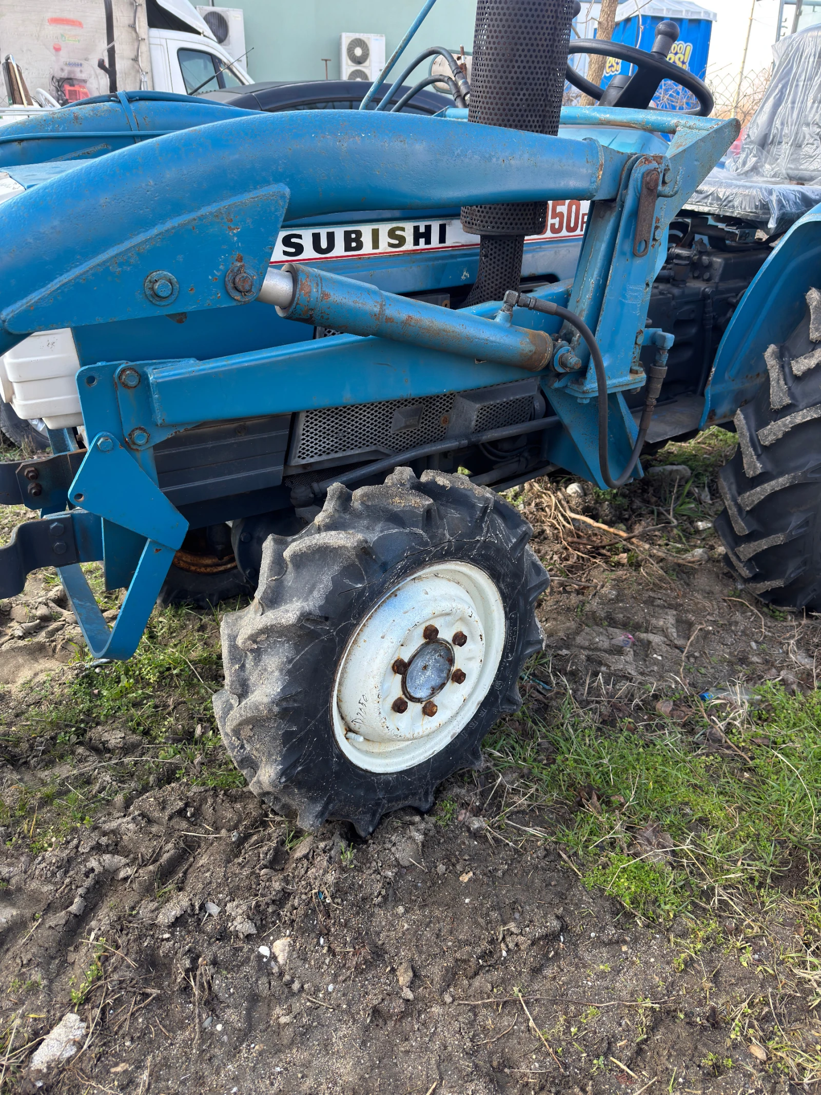 ������� Mitsubishi D2050/FL | Mobile.bg � ����������� 4