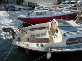 Ветроходна лодка Leisure 17, снимка 10