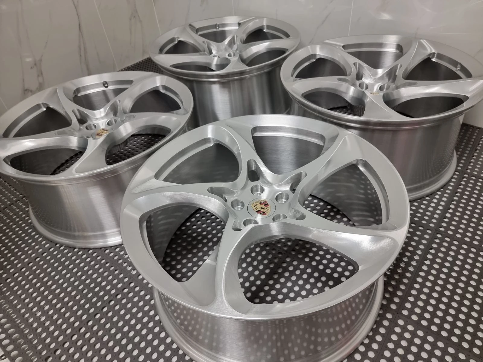   Porsche Macan | Mobile.bg   2