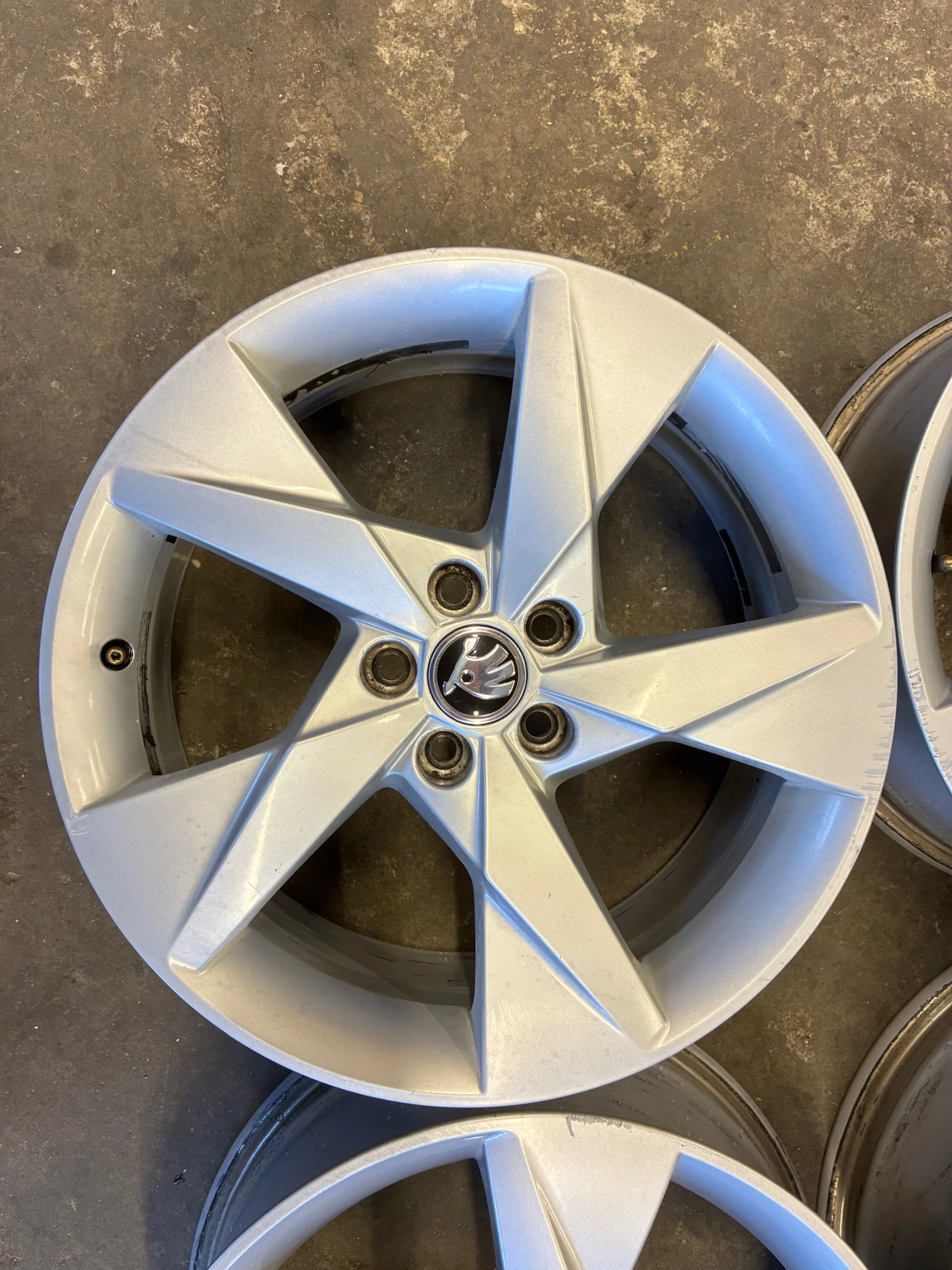 ������ �� Skoda | Mobile.bg � ����������� 3