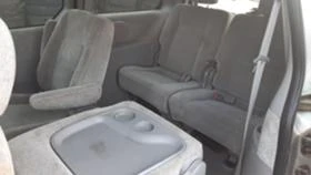 Kia Carnival 2.9crdi/на части, снимка 7