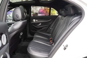 Mercedes-Benz E 300 4MATIC HEAD UP !BURMESTER! PANORAMA/360, снимка 16