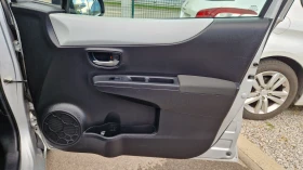 Toyota Yaris 1.5 Hybrid, снимка 13