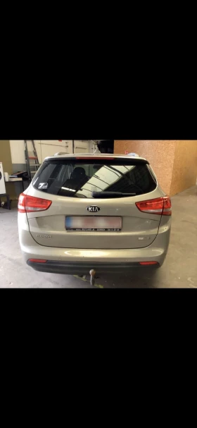Kia Ceed 1.6CRDi/110КС/Нави/Реални Километри, снимка 5