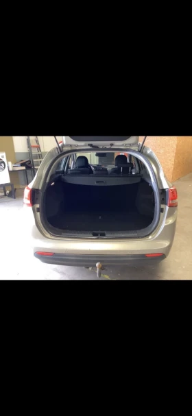 Kia Ceed 1.6CRDi/110КС/Нави/Реални Километри, снимка 9