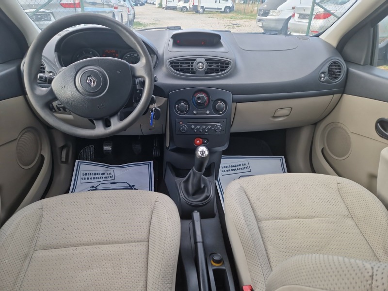 Renault Clio 1.2 климатик , снимка 12 - Автомобили и джипове - 42866638