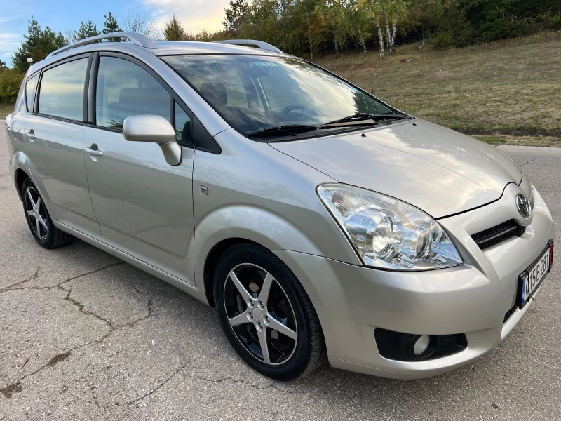 Toyota Corolla verso 2.2D4D/136p.s-Facelift, снимка 2 - Автомобили и джипове - 47454862