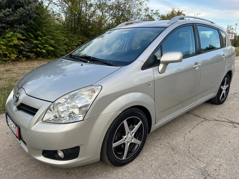 Toyota Corolla verso 2.2D4D/136p.s-Facelift, снимка 1 - Автомобили и джипове - 47454862