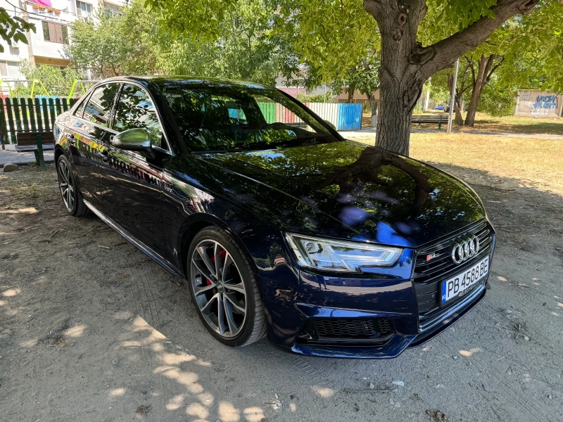 Audi S4 S4, снимка 1 - Автомобили и джипове - 47552593