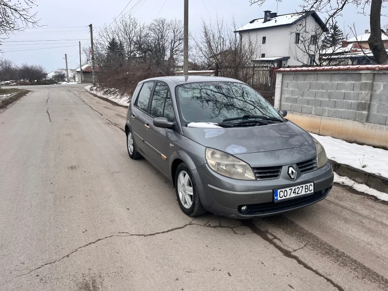 Renault Scenic, снимка 3 - Автомобили и джипове - 49259587