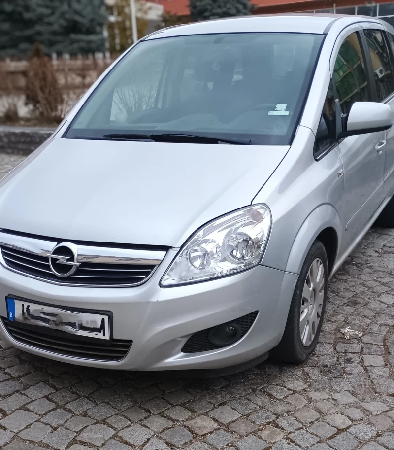 Opel Zafira, снимка 2 - Автомобили и джипове - 49327174