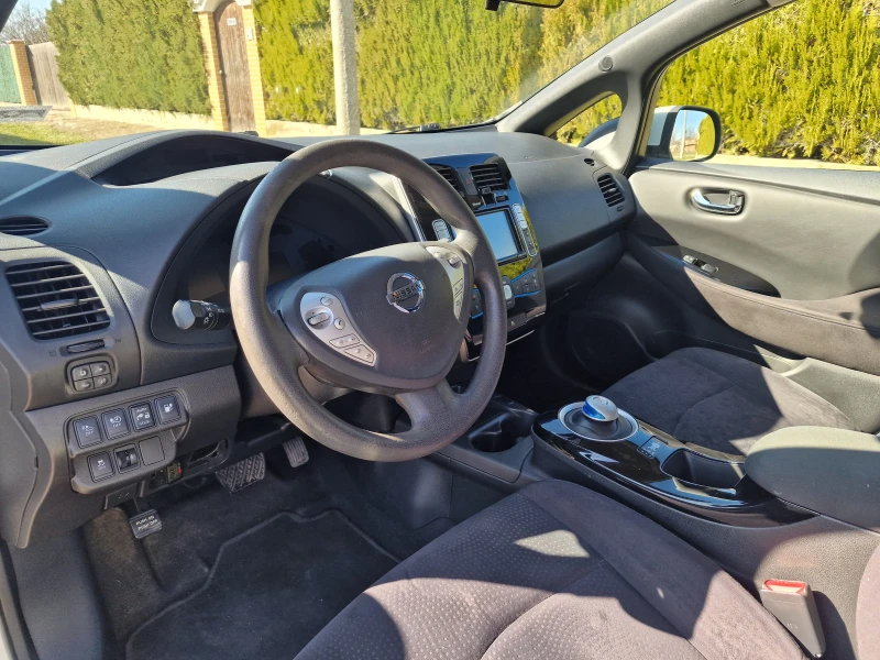 Nissan Leaf  30 kWh, 150 km с едно зареждане, снимка 7 - Автомобили и джипове - 49413397