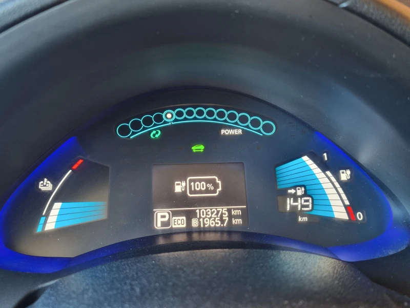 Nissan Leaf  30 kWh, 150 km с едно зареждане, снимка 6 - Автомобили и джипове - 49413397