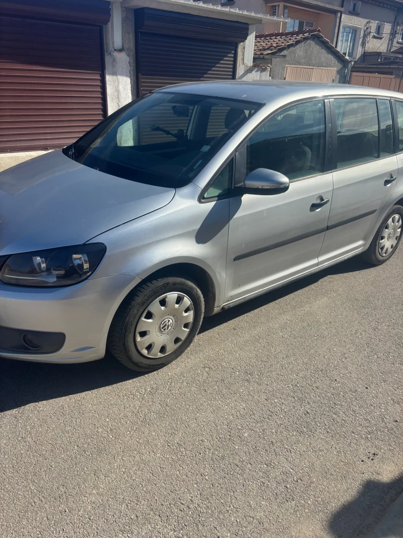VW Touran, снимка 3 - Автомобили и джипове - 52615621