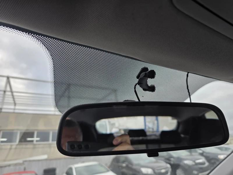 Hyundai I30 1.4 I ;LED светлини, снимка 10 - Автомобили и джипове - 52307378