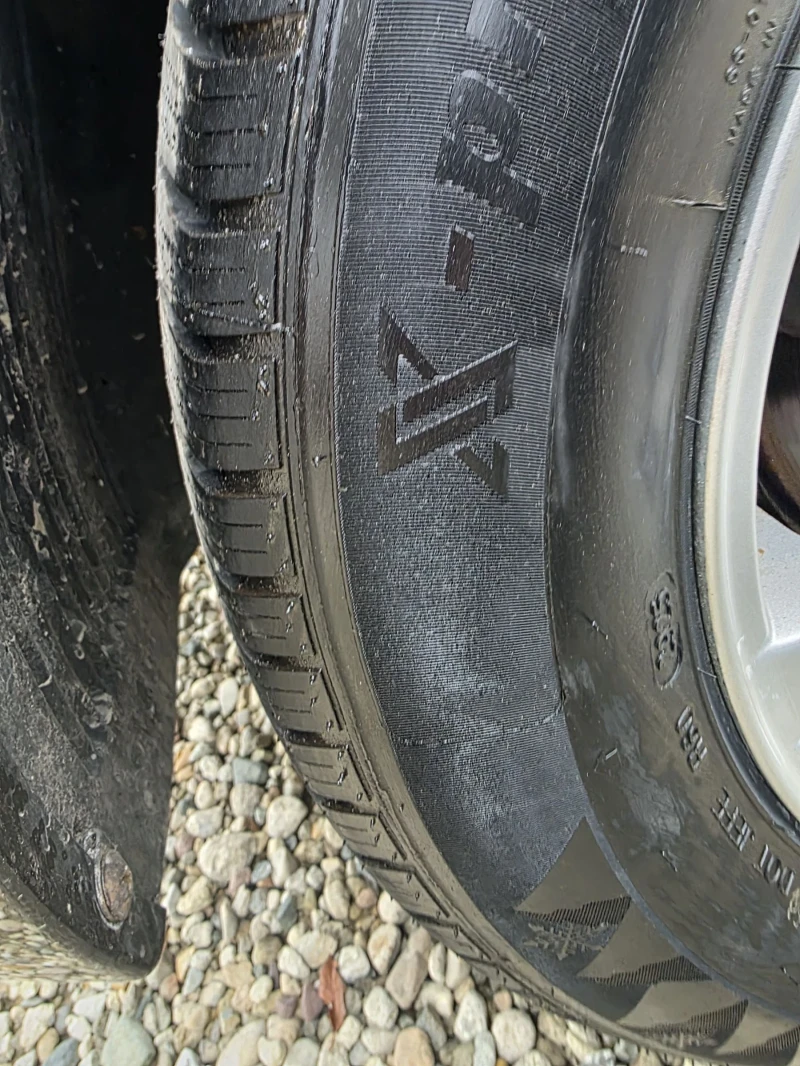 Hyundai I30 1.4 I ;LED светлини, снимка 16 - Автомобили и джипове - 52307378