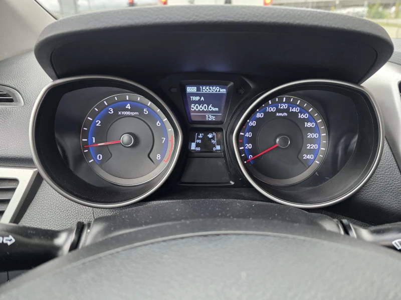 Hyundai I30 1.4 I ;LED светлини, снимка 8 - Автомобили и джипове - 52307378