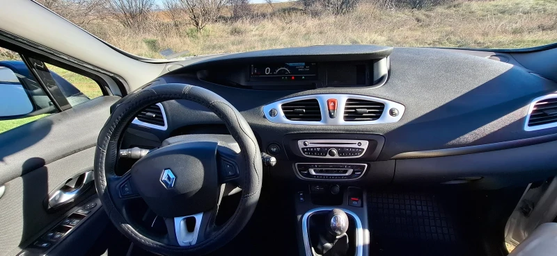 Renault Scenic X-Mod, снимка 8 - Автомобили и джипове - 52934931