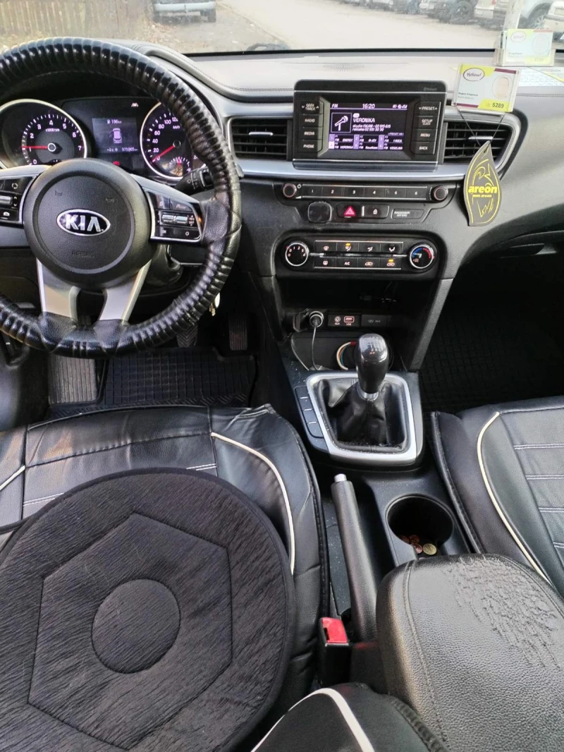 Kia Ceed, снимка 6 - Автомобили и джипове - 53142936