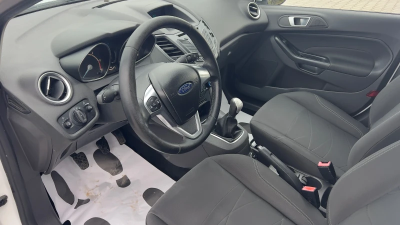 Ford Fiesta 1.5TDCI , снимка 6 - Автомобили и джипове - 53245514