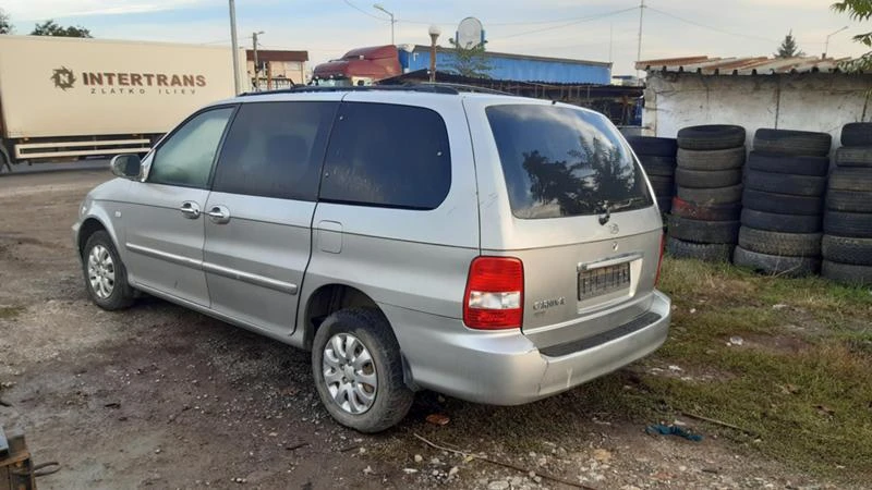 Kia Carnival 2.9crdi/на части, снимка 3 - Автомобили и джипове - 30425804