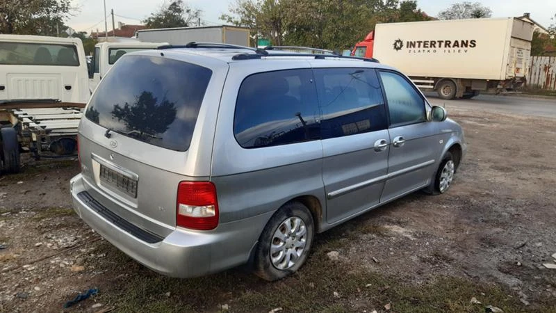 Kia Carnival 2.9crdi/на части, снимка 4 - Автомобили и джипове - 48548204