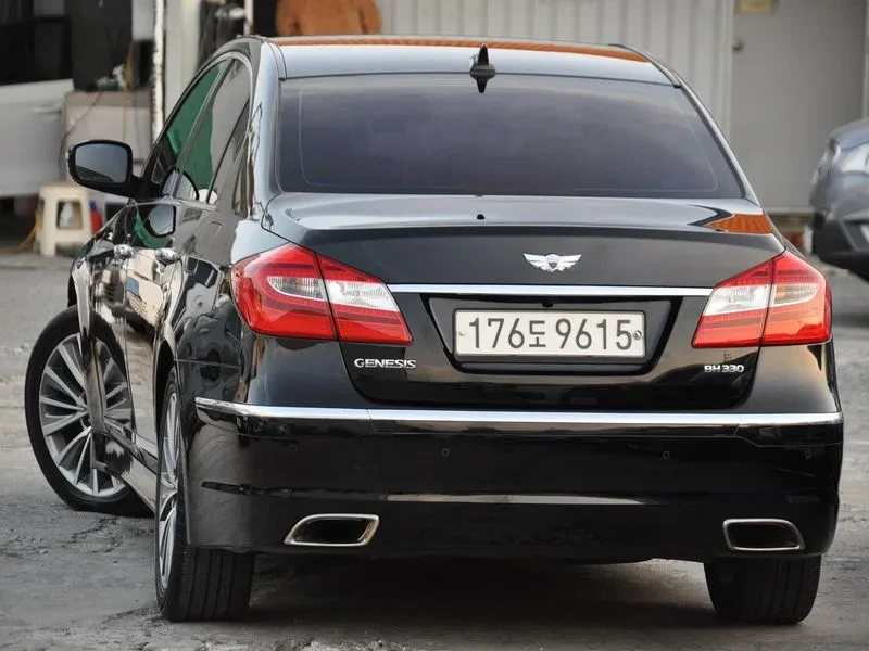 Hyundai Genesis 3.3, снимка 5 - Автомобили и джипове - 54615936