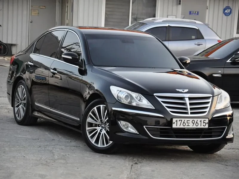 Hyundai Genesis 3.3