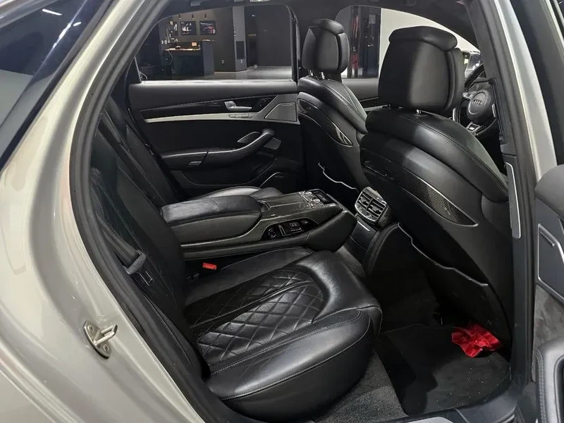 Audi S8 40 TFSI , снимка 11 - Автомобили и джипове - 56159441