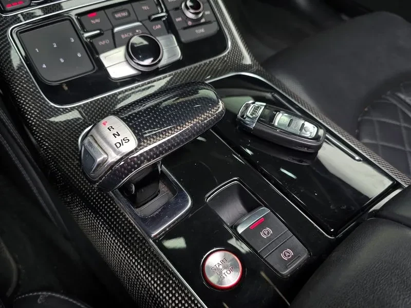 Audi S8 40 TFSI , снимка 9 - Автомобили и джипове - 56159441