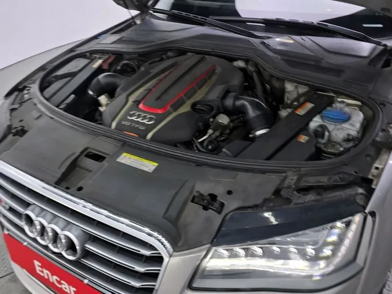 Audi S8 40 TFSI , снимка 6 - Автомобили и джипове - 56159441