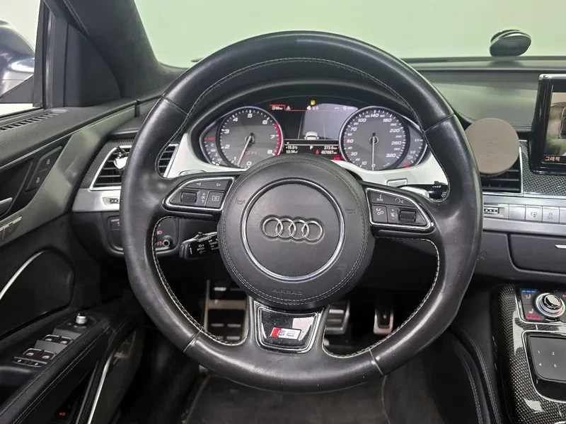 Audi S8 40 TFSI , снимка 13 - Автомобили и джипове - 56159441