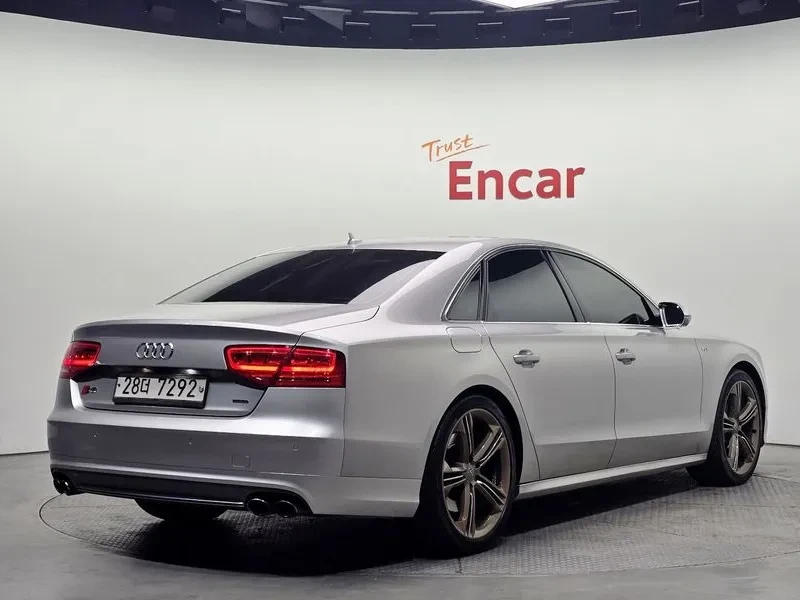 Audi S8 40 TFSI , снимка 2 - Автомобили и джипове - 56159441