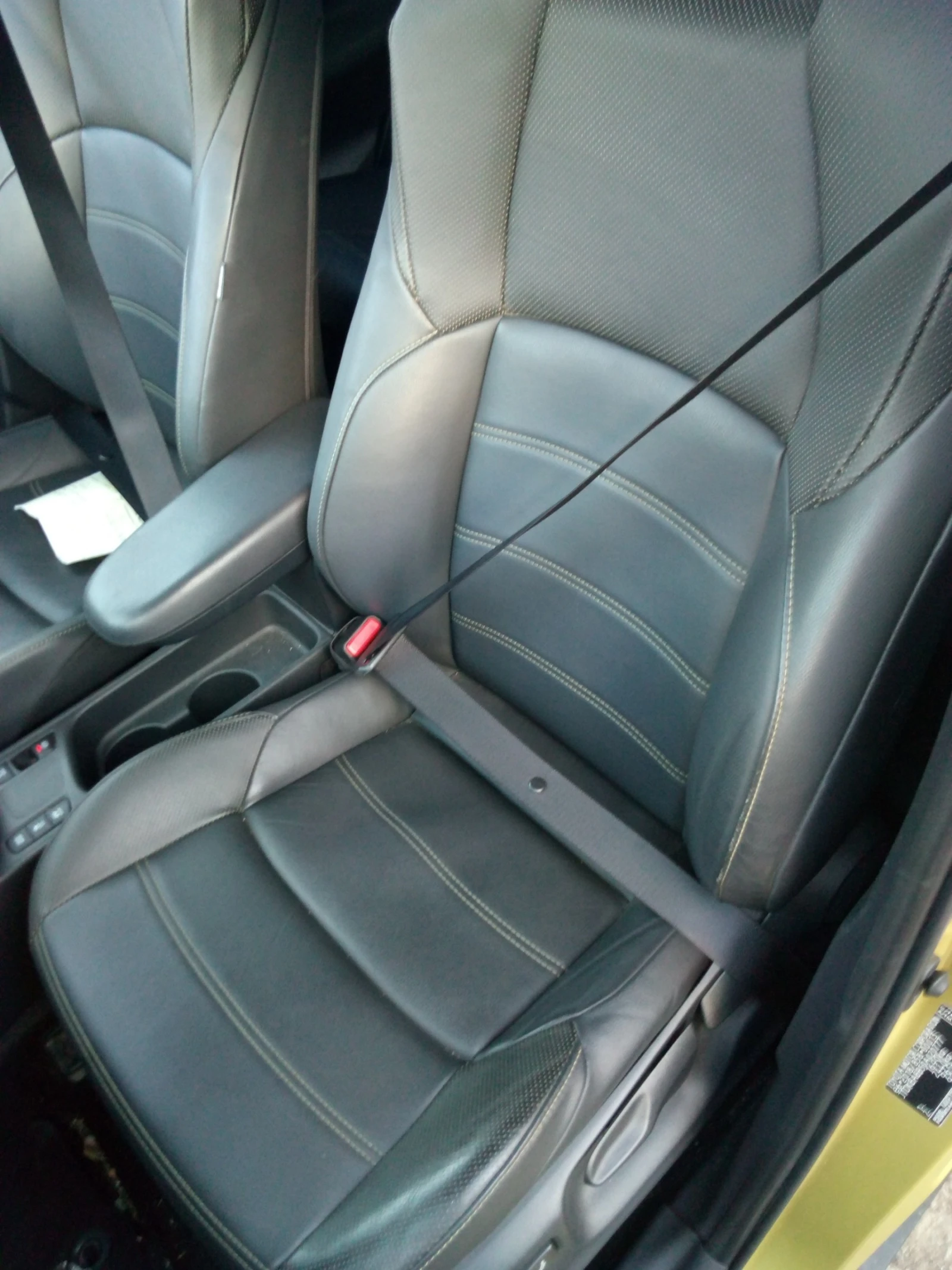Toyota Yaris Cross 1.5 хибрид - изображение 2
