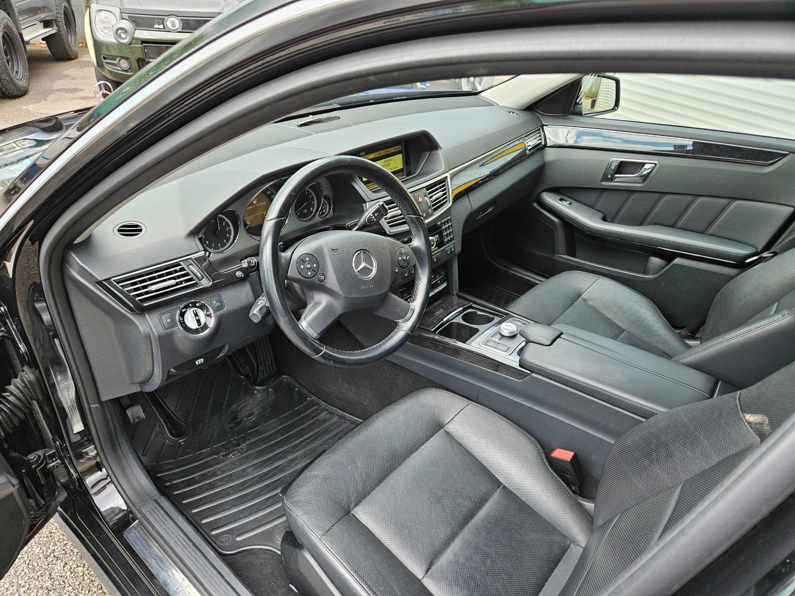 Mercedes-Benz E 500 4-MATIK-FULL-189000km. | Mobile.bg — изображение 11