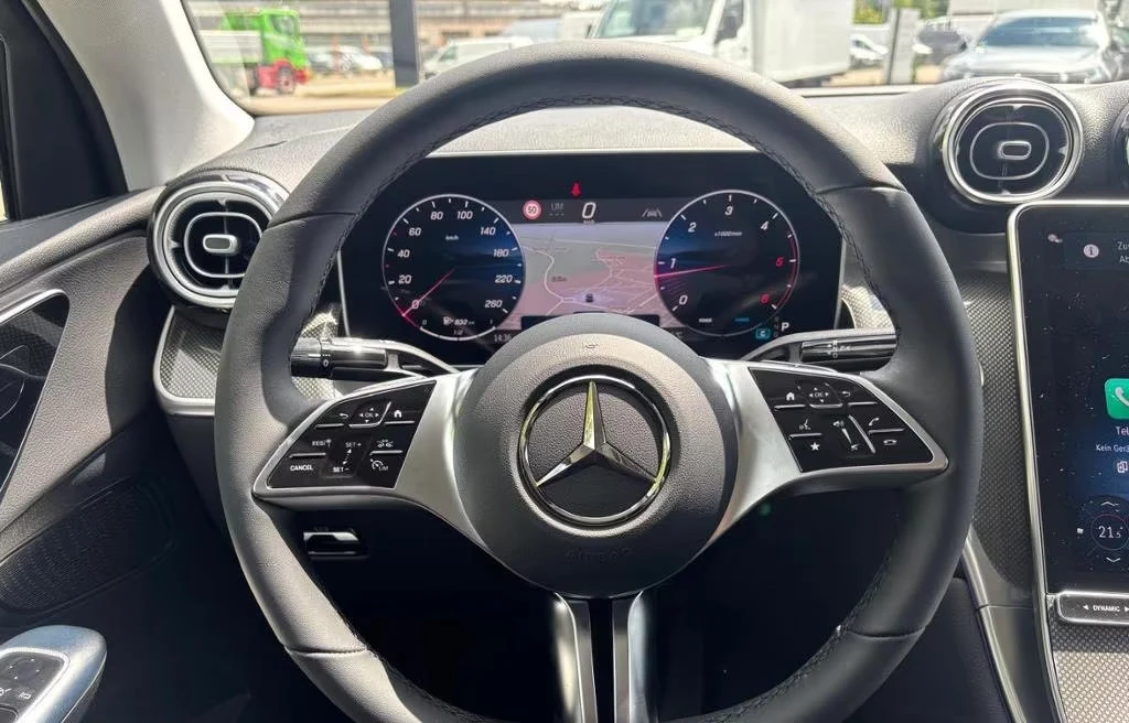 Mercedes-Benz GLC 200 d/COUPE/163HP/4M/360/DISTRONIC+ /CARPLAY/298f - изображение 8