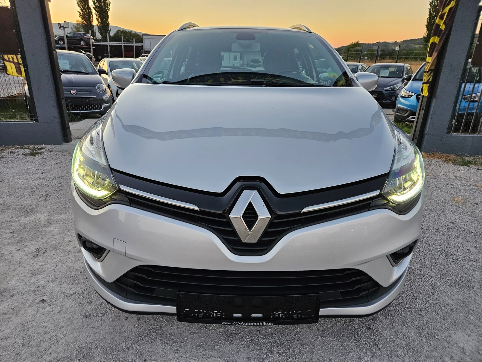 Renault Clio 1.5DCI 90ps. EURO 6  - изображение 8