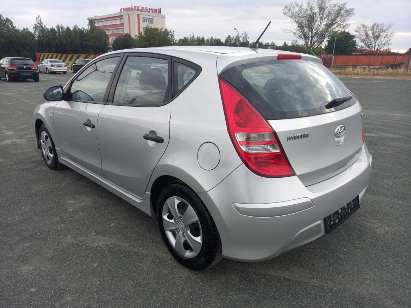 Hyundai I30 1.6 - изображение 5