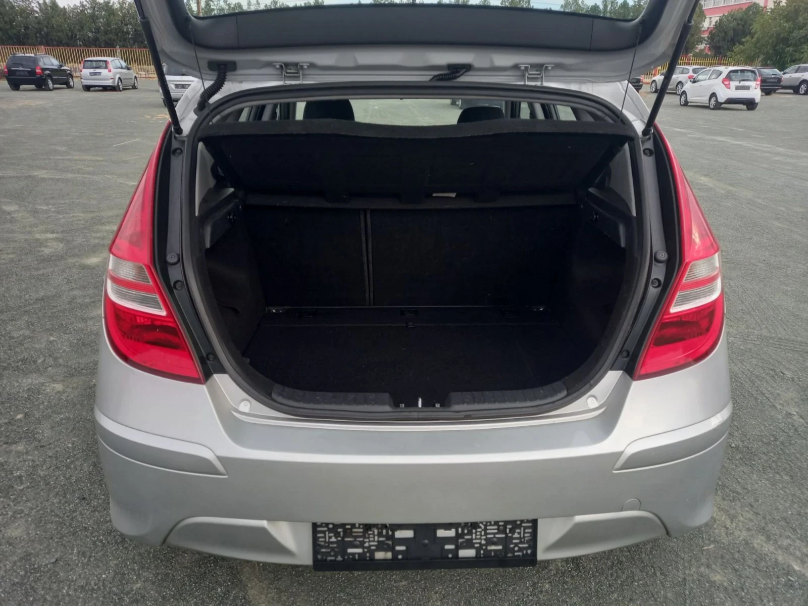 Hyundai I30 1.6 - изображение 8