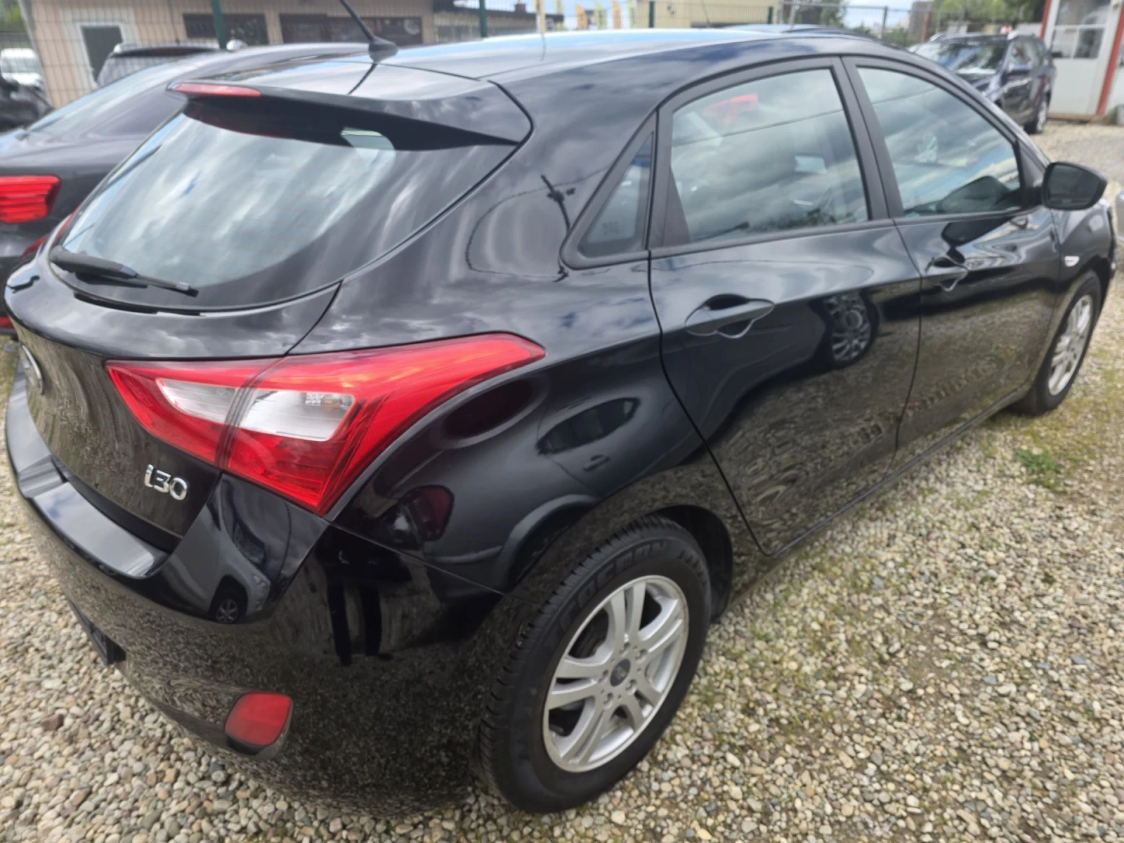 Hyundai I30 1.4 I ;LED светлини, снимка 7 - Автомобили и джипове - 52307378