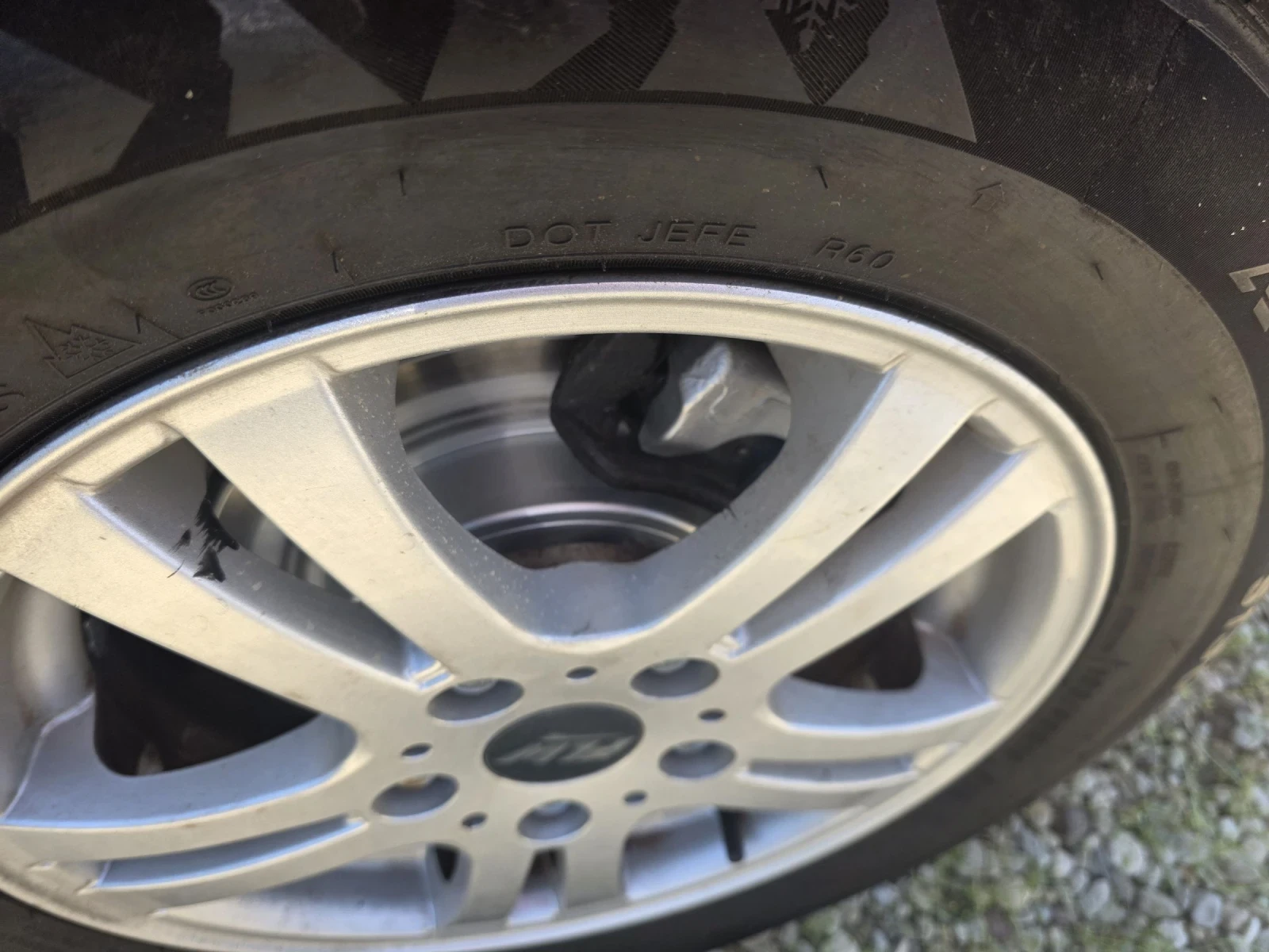 Hyundai I30 1.4 I ;LED светлини, снимка 10 - Автомобили и джипове - 52307378