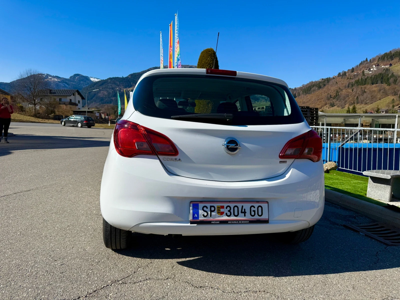 Opel Corsa Opel Corsa 1.4 Edition Automatic. лимузина, снимка 5 - Автомобили и джипове - 53726975