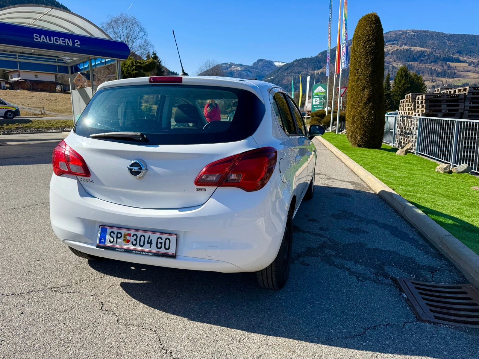 Opel Corsa Opel Corsa 1.4 Edition Automatic. лимузина, снимка 4 - Автомобили и джипове - 53726975