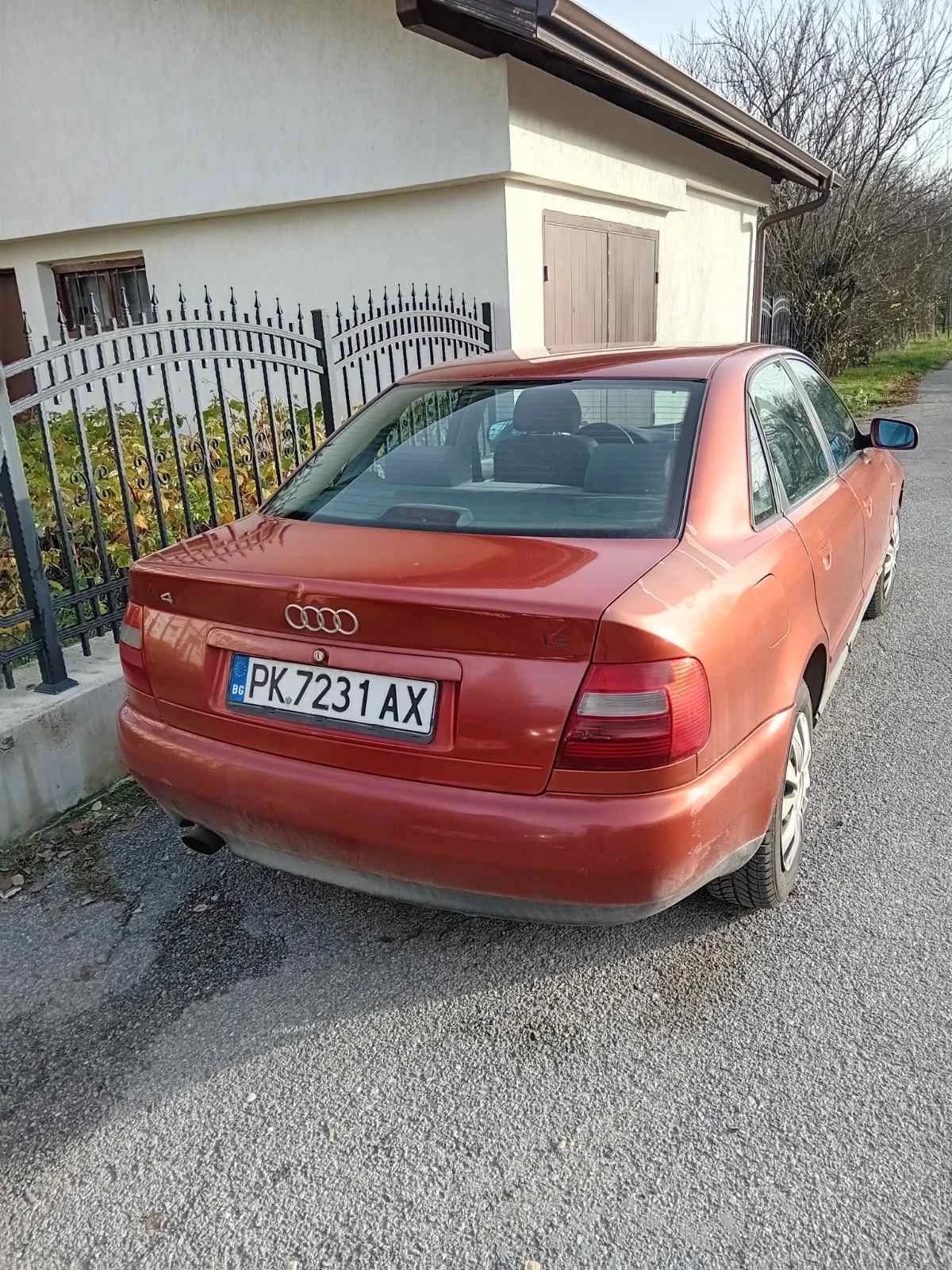Audi A4 1.9 бензин