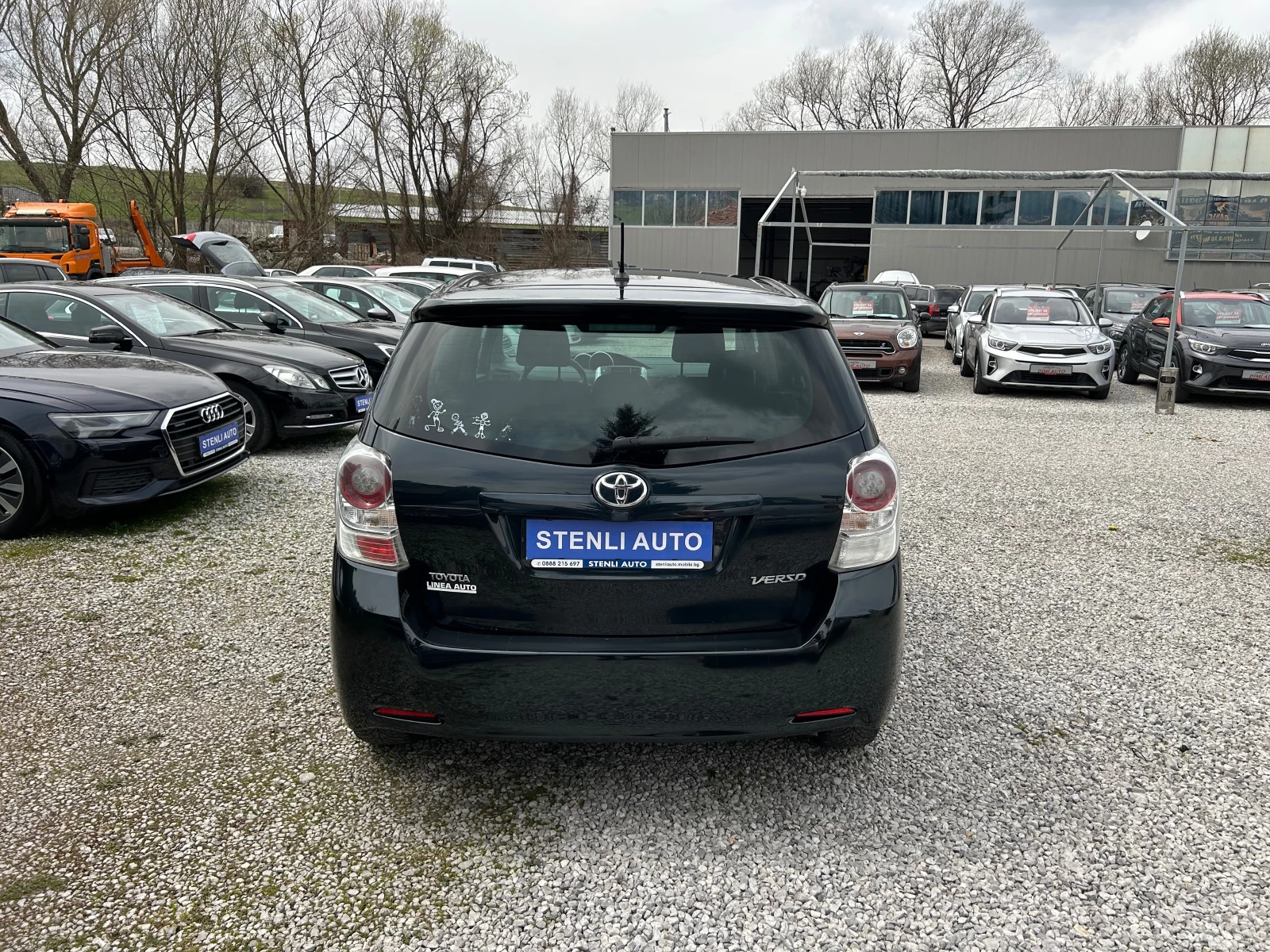 Toyota Verso 2.0D4D EURO5B 7M, снимка 6 - Автомобили и джипове - 54208520