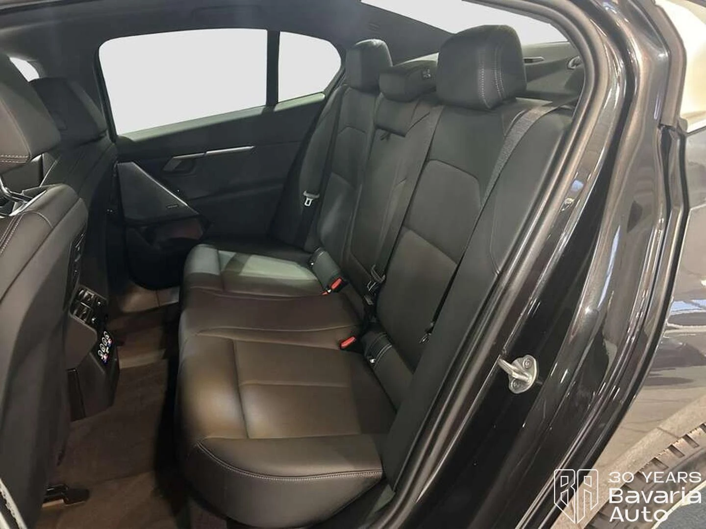 BMW i5 40 eDrive Panorama | Mobile.bg � ����������� 17